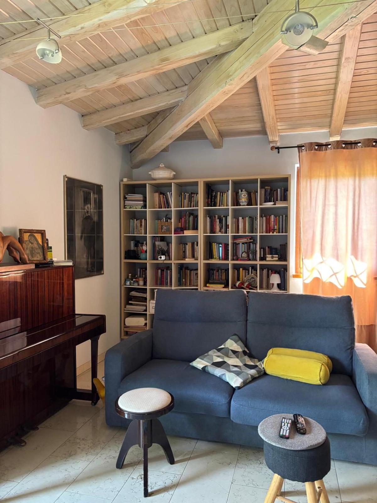 Casa Pratolungo Guest House เวลเลตริ ภายนอก รูปภาพ