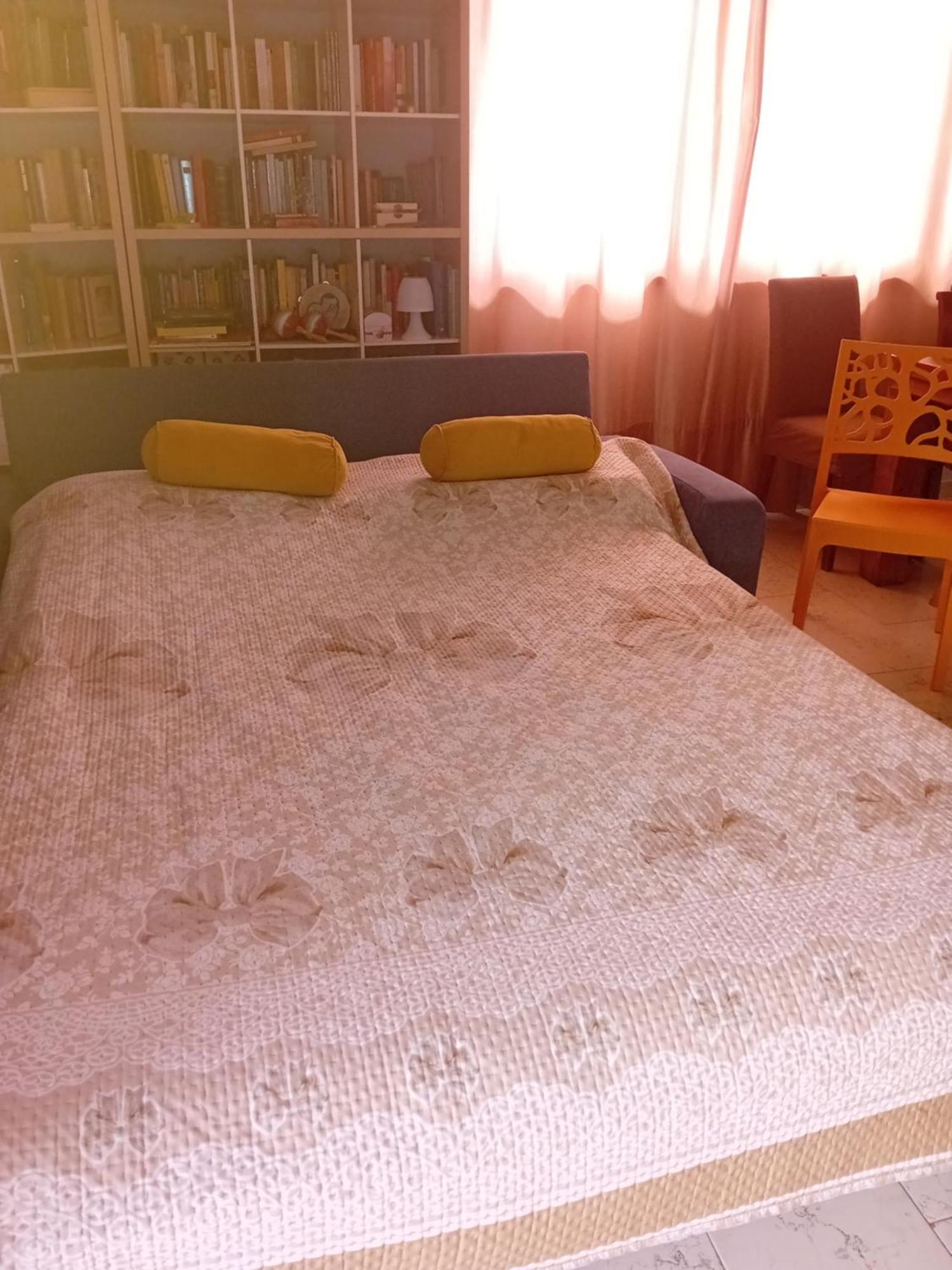 Casa Pratolungo Guest House เวลเลตริ ภายนอก รูปภาพ